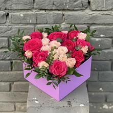 Цветочная композиция из Розы в коробке в Белые Берега