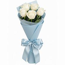 Букет 5 Белых роз Проуд в Белые Берега