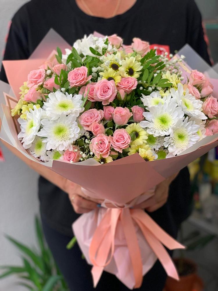 Букет цветов из: Розы и Хризантемы в Белые Берега