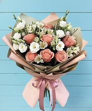 Букет цветов из:  Розы, Альстромерии и Лизиантусы в Белые Берега