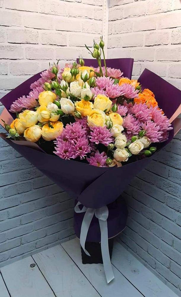 Букет цветов из: Хризантемы и Розы в Белые Берега