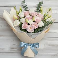 Букет цветов из:  Лизиантусы #REPLACE_PRED# Белые Берега