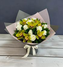 Букет цветов из:  Орхидеи и Розы в Белые Берега