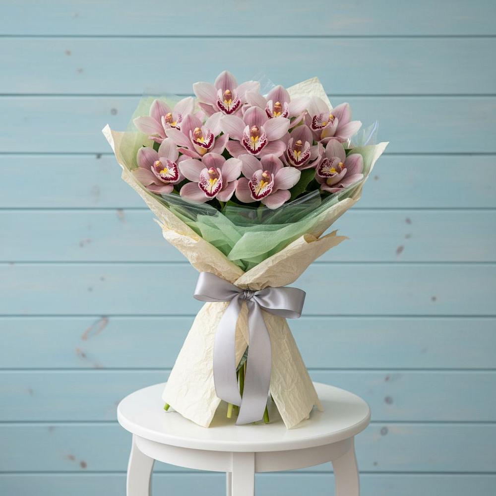 Букет цветов из: Орхидеи и Розы в Белые Берега