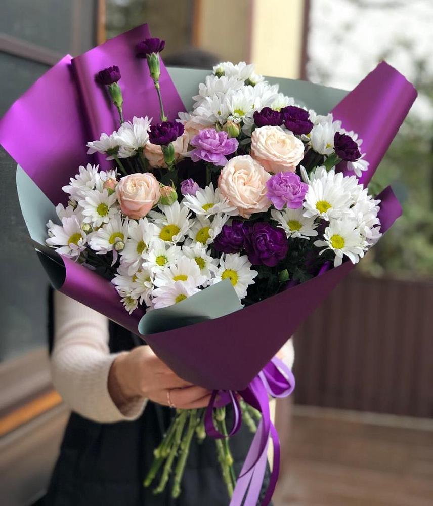 Букет цветов из: Хризантемы, Гвоздики и Розы в Белые Берега