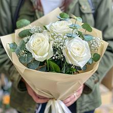 Букет цветов из:  Розы в Белые Берега