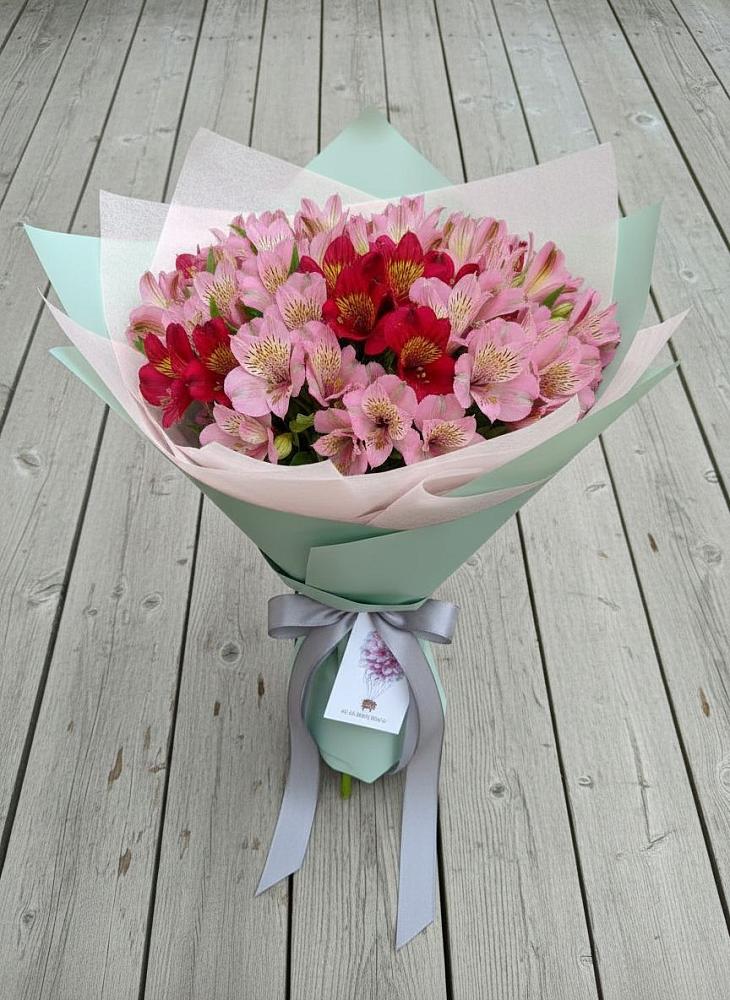 Букет цветов из: Альстромерии в Белые Берега