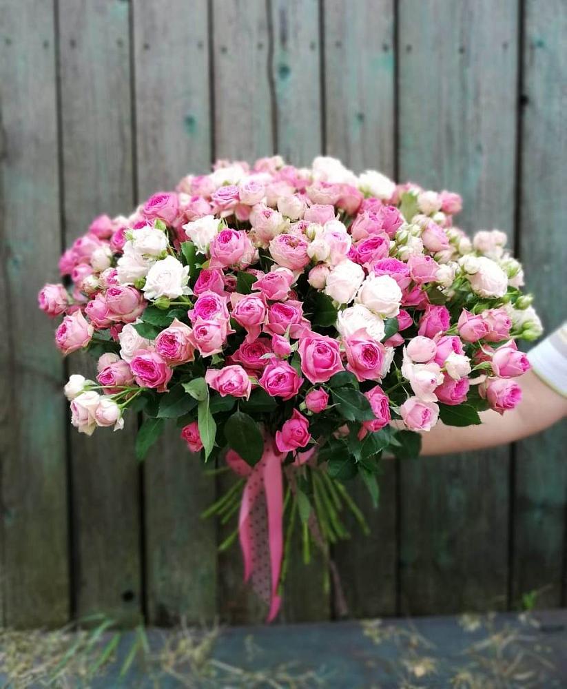 Букет Розовые кустовые розы Натали и Лав Лидия в Белые Берега