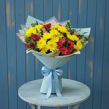 Букет цветов из:  Альстромерии и Хризантемы в Белые Берега