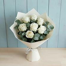 Букет Белые розы в Эвкалипте в Белые Берега
