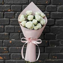 Букет цветов из:  Розы #REPLACE_PRED# Белые Берега